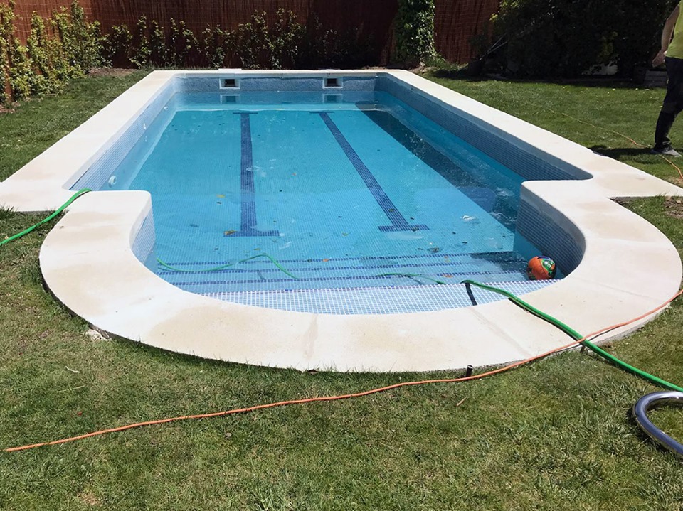 Reparación de piscina unifamiliar